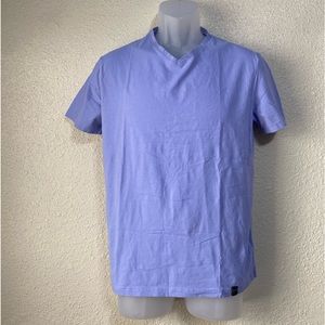 Tailored Recreation Premium short sleeve V neck T shirt,‎ size Medium